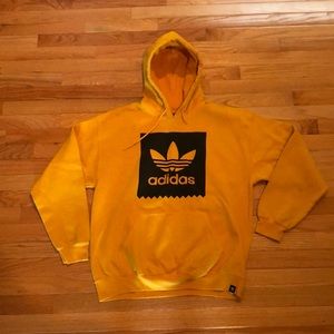 Adidas hoodie size men’s L Yellow used